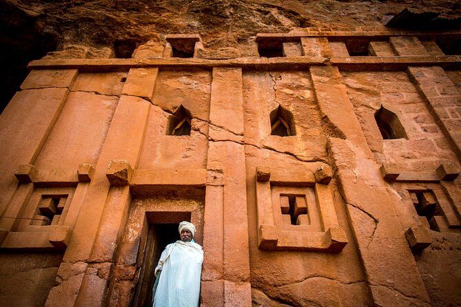 12 Days SIMIEN MOUNTAIN-LALIBELA-DANAKIL-TIGRAY CHURCHES - Gheralta rock churches: steep climbs and a ledge walk