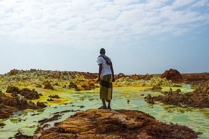 3 Day Guided Tour Throughout Danakil Depression in a Small Group - Day 1: Lake Afdera swim and arriving at Dodom for Erta Ale