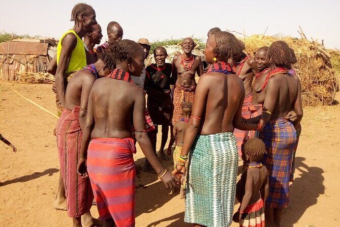 4 Days tour in omo valley. - Mago National Park and the Mursi villages: lip plates and what to do with the emotions