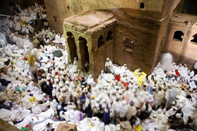 5 days Exploring North Ethiopia's Rich History and Culture - Lalibela’s rock-hewn churches: from clusters to the cross-shaped Bet Giyorgis