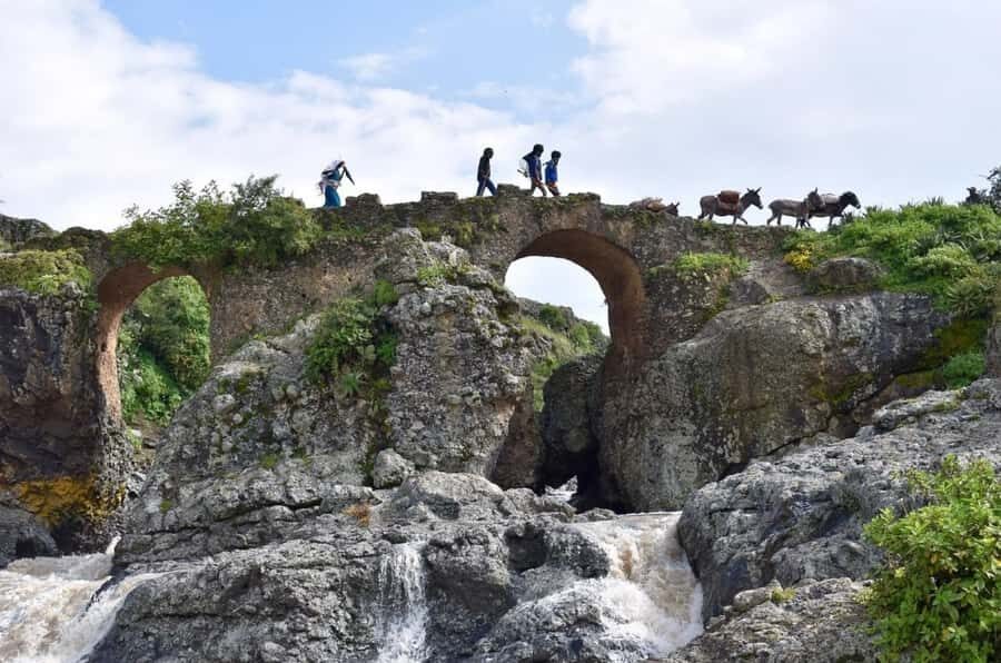 Addis Ababa: Debre Libanos, Blue Nile Gorge, and Cave Tour - Road time, comfort, and what to pack