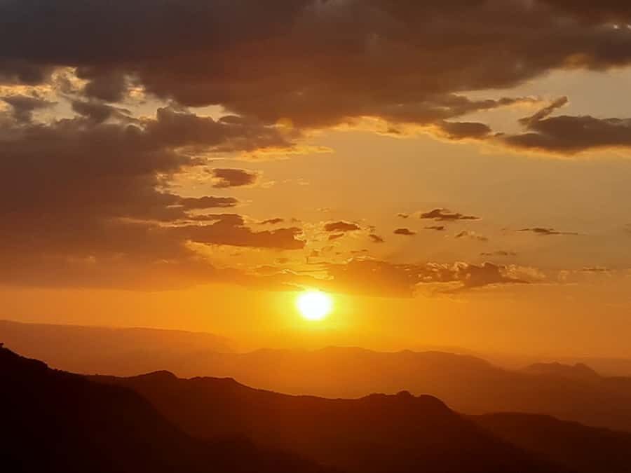 Lalibela: Churches Full-Day Private Tour w/Coffee Ceremony - Coffee ceremony at a family home: where the day turns human